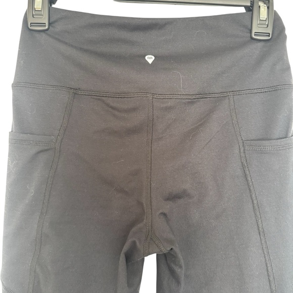 Women's Black High-Waisted Leggings - Picture 4 of 6